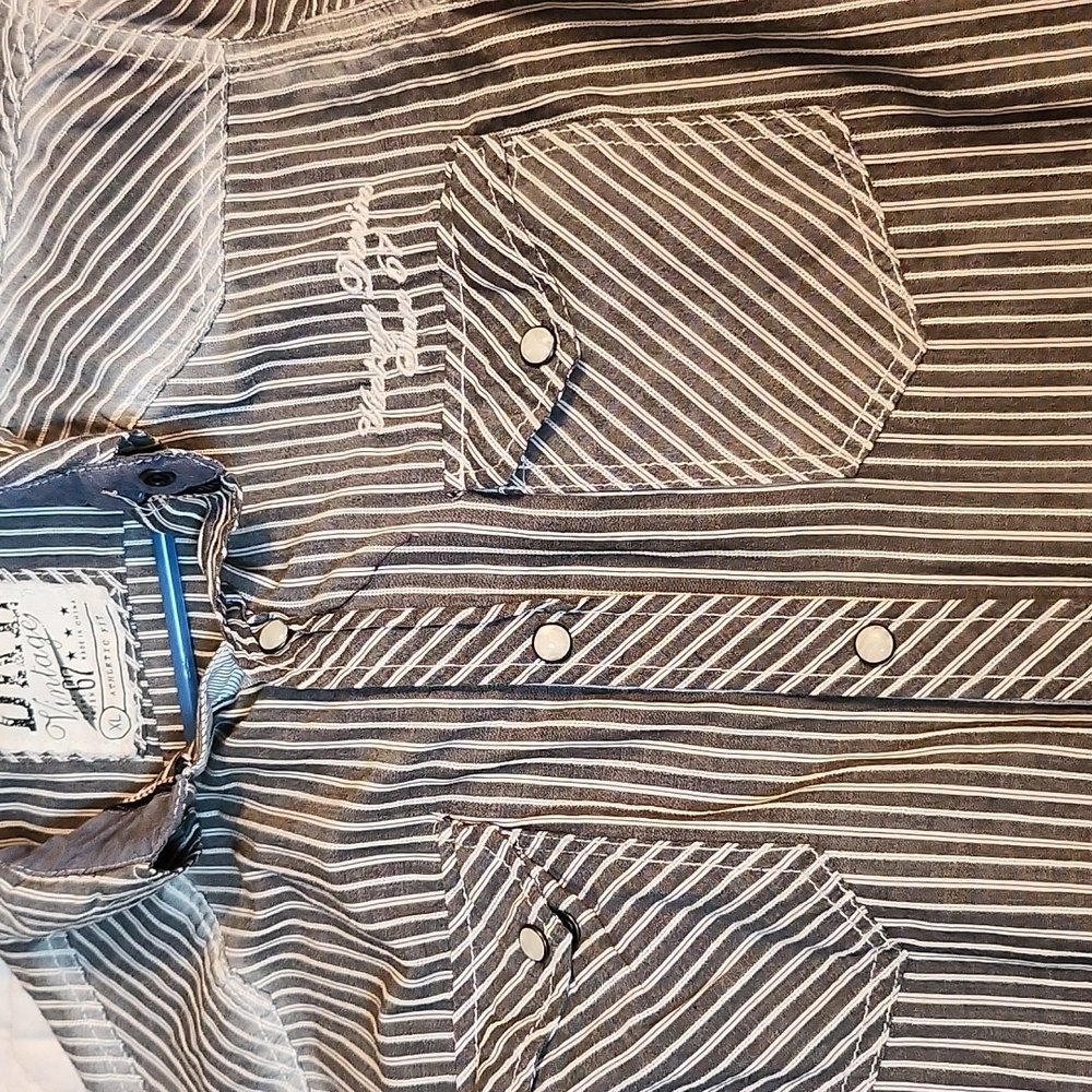 Bke vintage 67 xl button down shirt